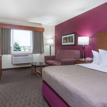 Cobblestone Hotel&Suites - Baldwin Esterno foto