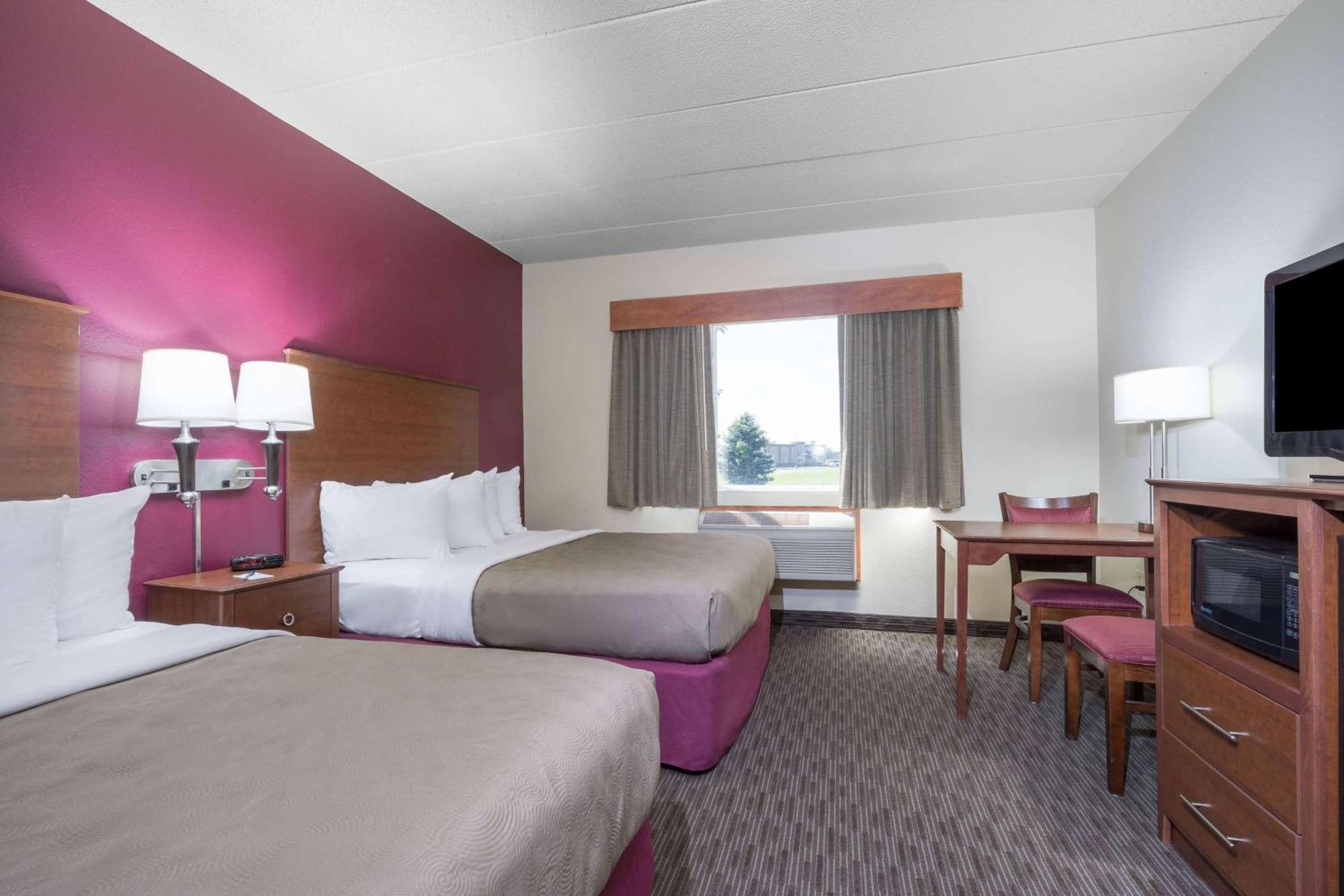 Cobblestone Hotel&Suites - Baldwin Esterno foto