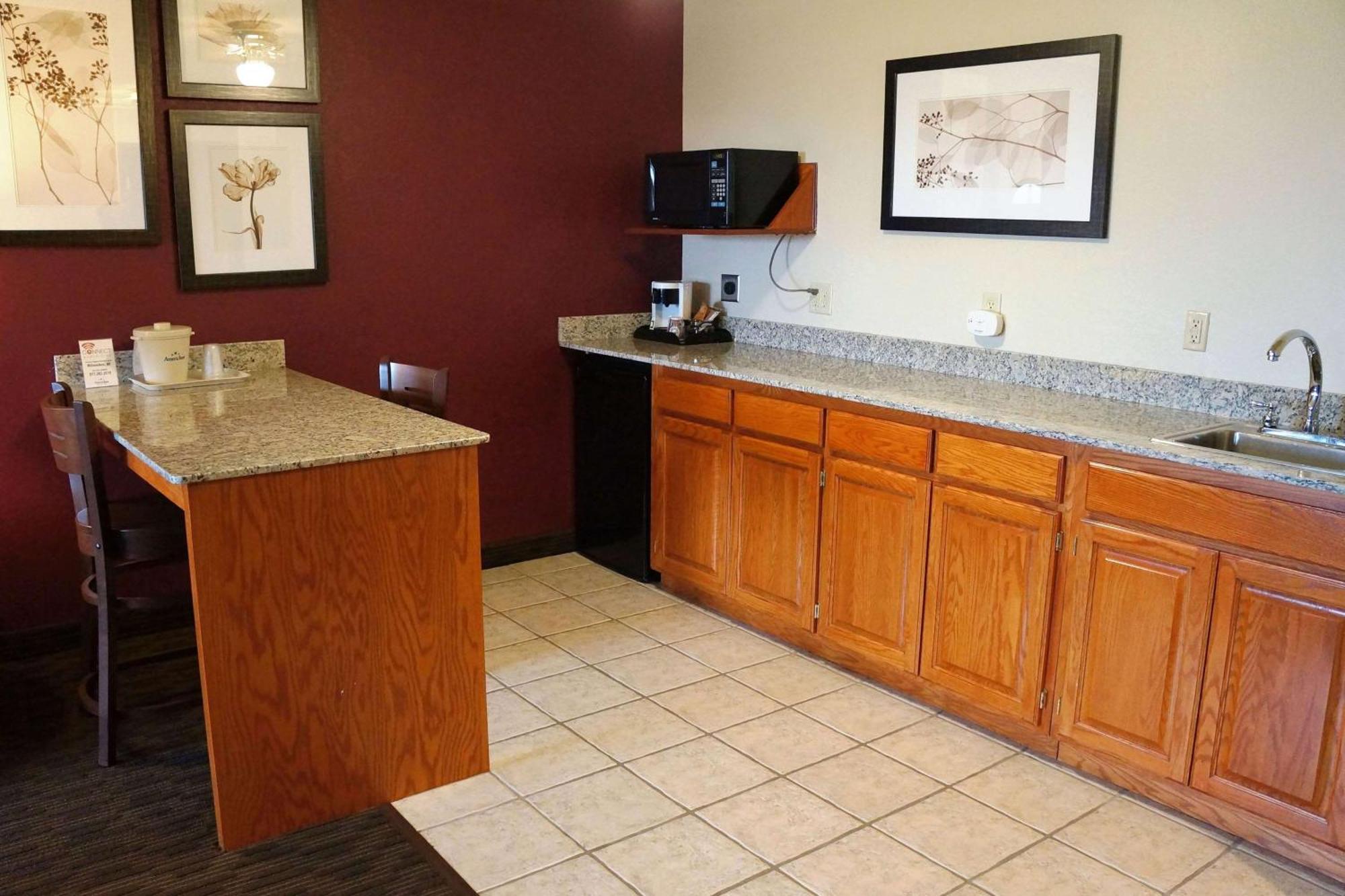 Cobblestone Hotel&Suites - Baldwin Esterno foto