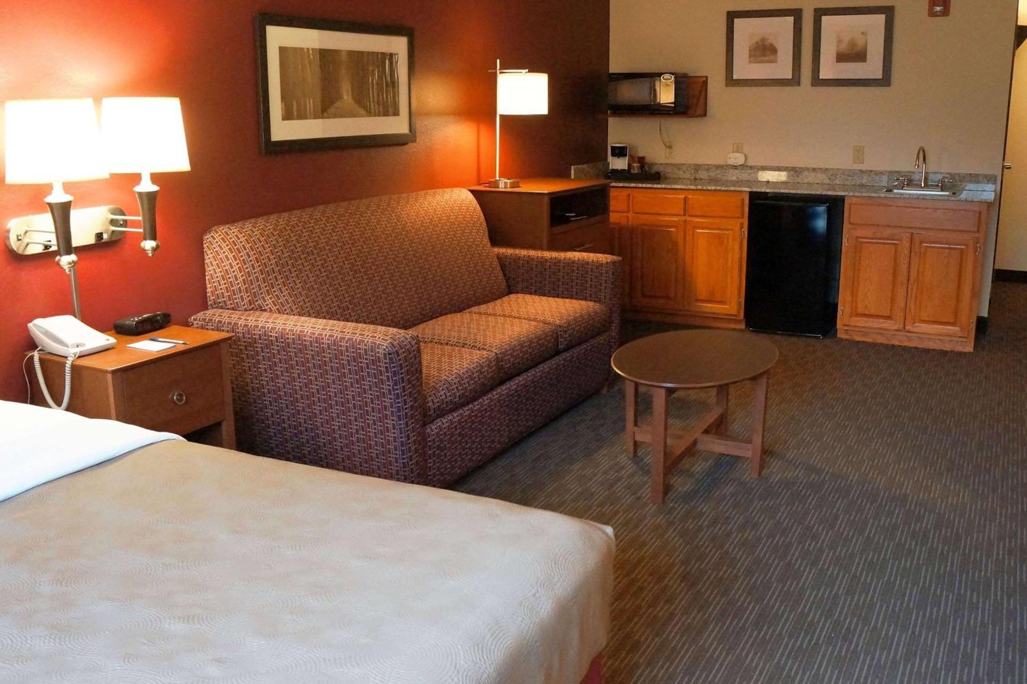 Cobblestone Hotel&Suites - Baldwin Esterno foto