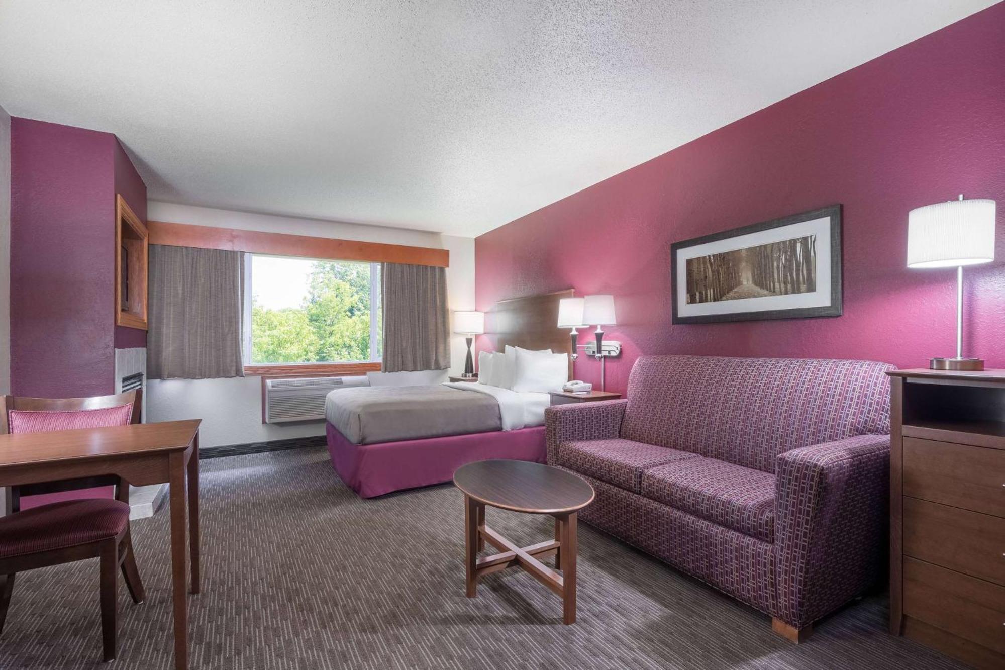 Cobblestone Hotel&Suites - Baldwin Esterno foto