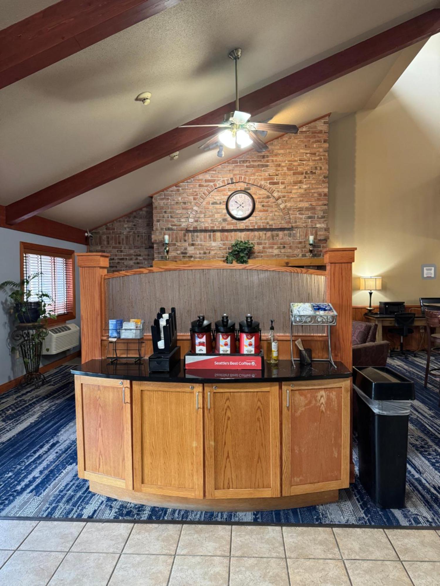 Cobblestone Hotel&Suites - Baldwin Esterno foto