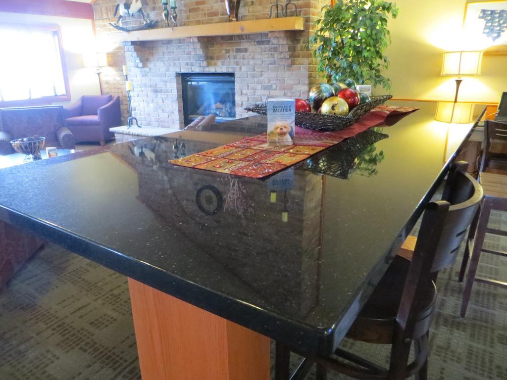 Cobblestone Hotel&Suites - Baldwin Esterno foto