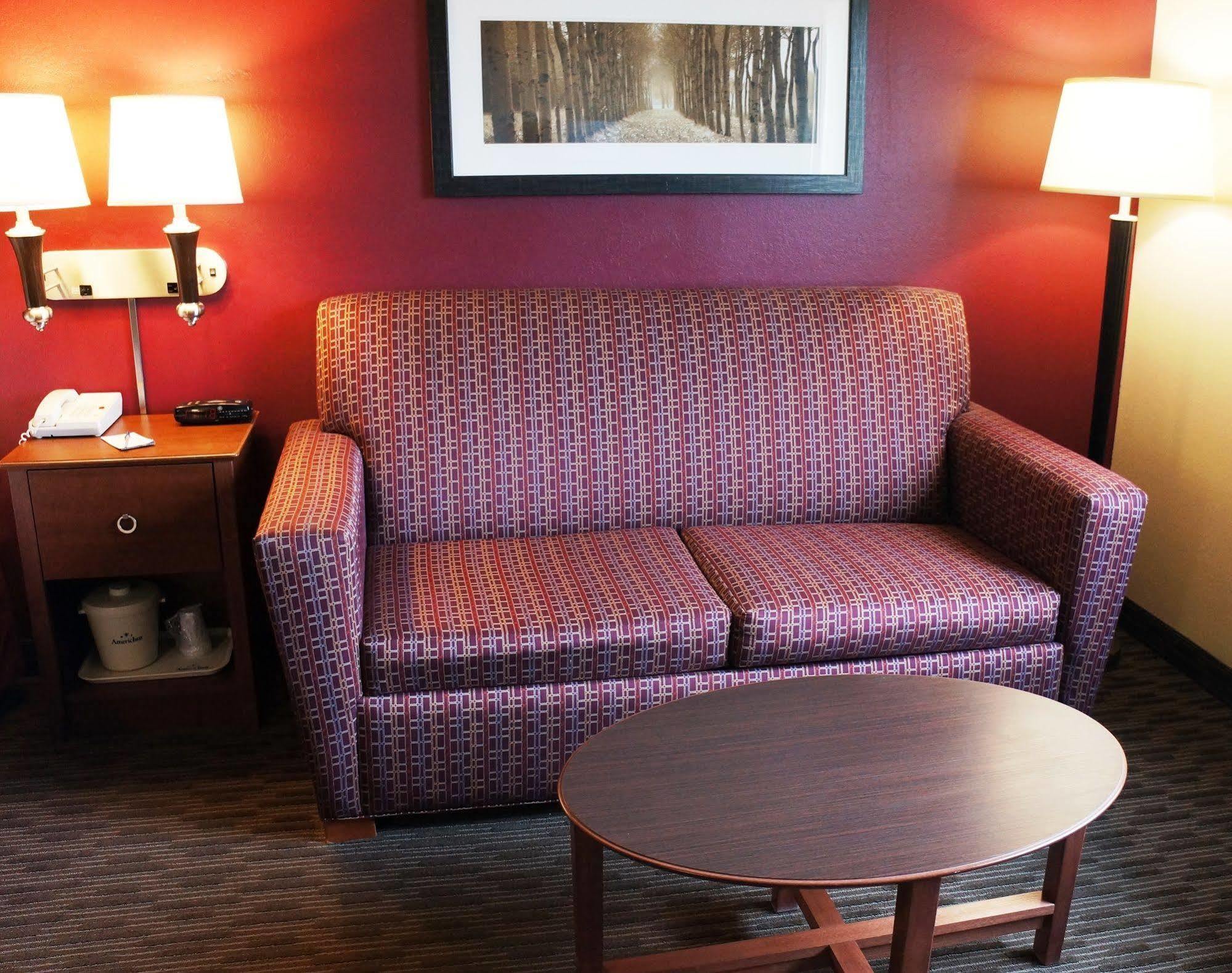 Cobblestone Hotel&Suites - Baldwin Esterno foto